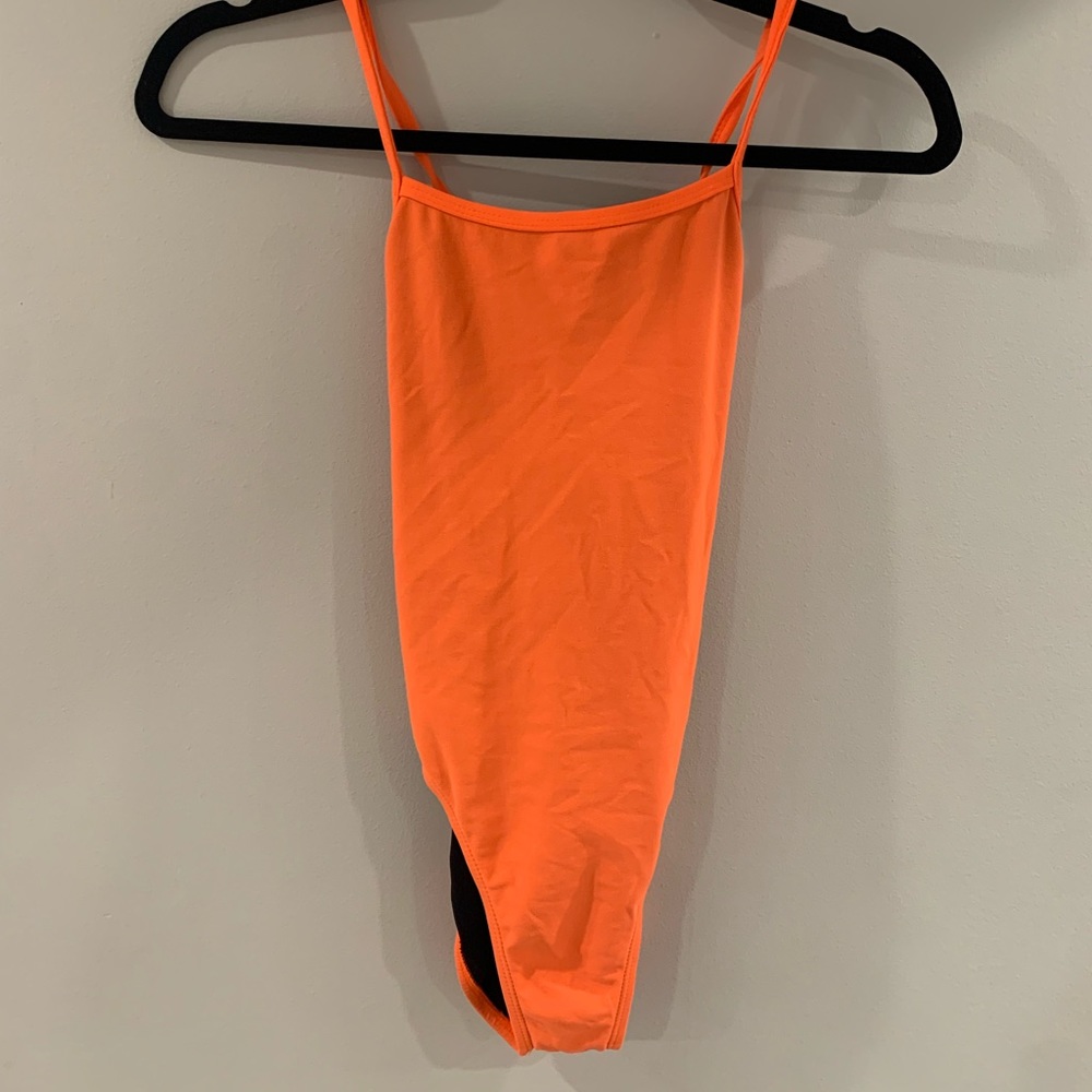 Jackson II Orange Jolyn- 28